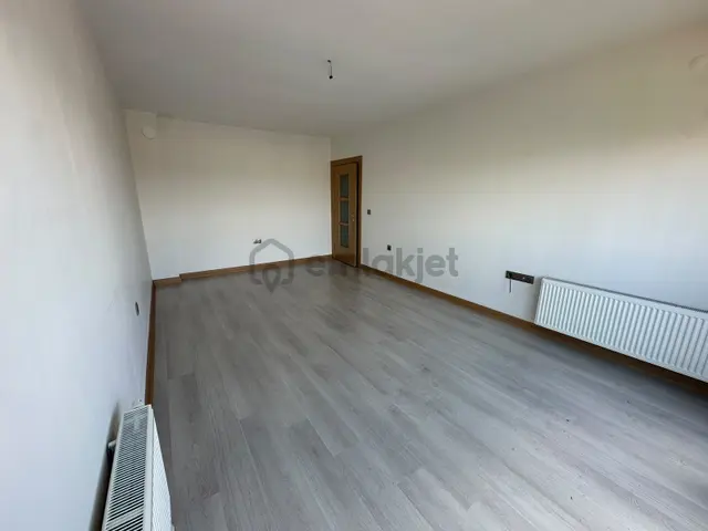 Krc'den Dutluk Tokide Modern Ve Şık 3+1 Kiralık Daire!! 5