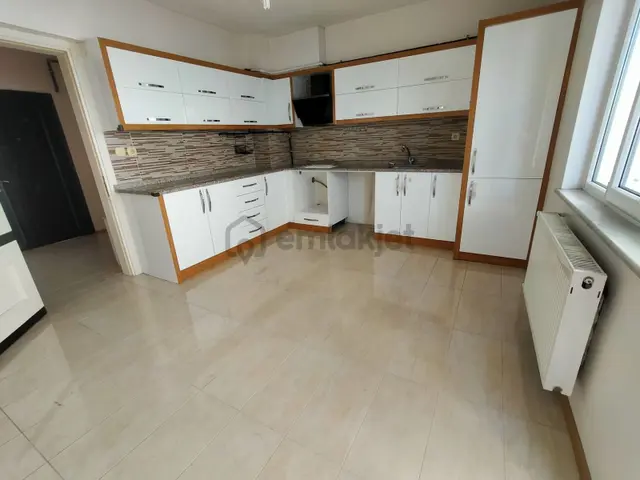 İncilipınar Mahallesi Ulus Caddesi Yanı 150m 3+1 Kiralık Daire 4