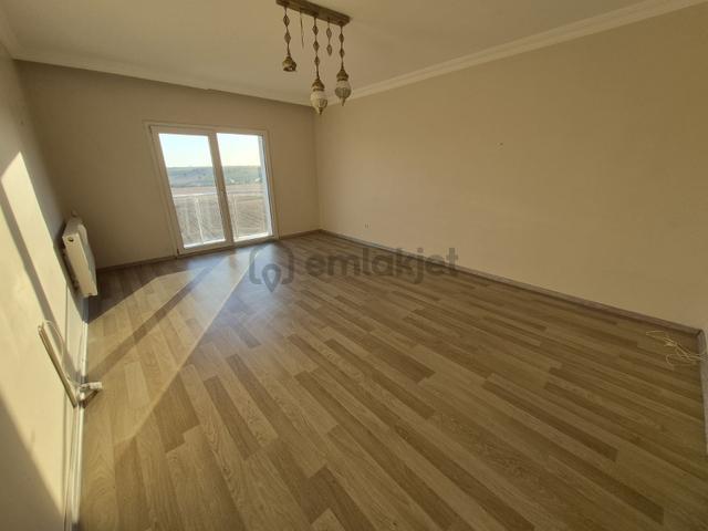 Keşan'da Aqua Parklı Yüzme Havuzlu Kiralık 3+1 Daire 5