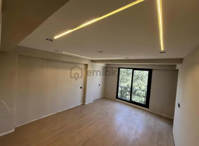 Buğra Gayrimenkulden İstasyon Mah Satılık 2+1 Kapalı Mutfak 4