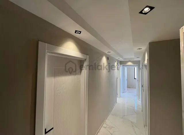 Buğra Gayrimenkulden İstasyon Mah Satılık 2+1 Kapalı Mutfak 2