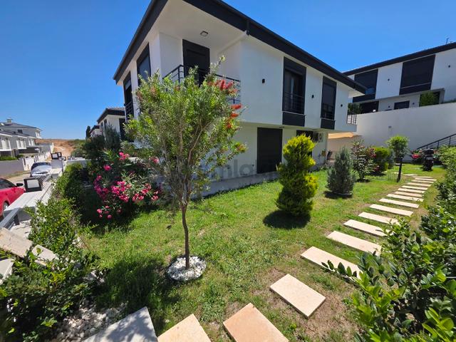 🏡 Kelepir Fiyata! Aydın Didim Hisar Mahallesi'nde Havuzlu Site İçerisinde Bahçe Dubleks Villa💥 4