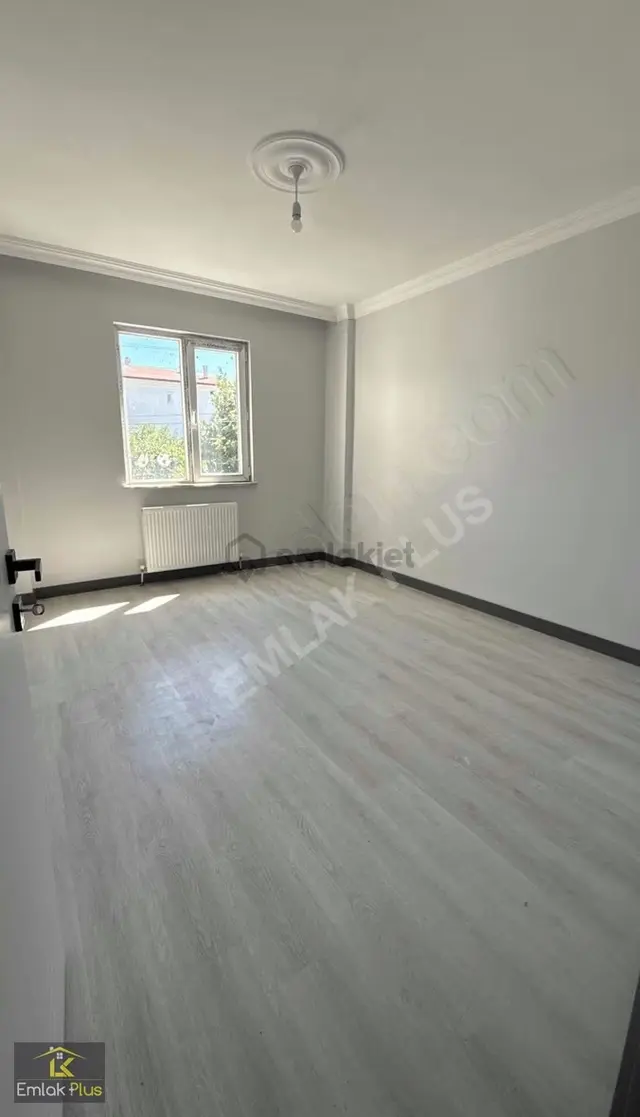Emlak Plus 'tan 4'5+1 - 190m2 Karşıyaka 'da Villakent Yakını 2
