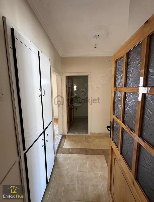 Emlak Plus'tan Mevlana Caddesinde Kiralık Asansörlü 3+1 5