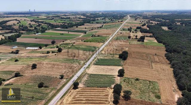 Kırklareli Merkez Mah.'de Ana Yola Cephe 2550m² Tek Tapu Fırsatı 5