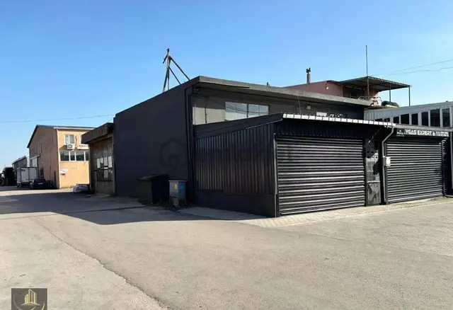 600 Evler’de Prestijli Lokasyonda Satılık Dükkan 135 M² 3