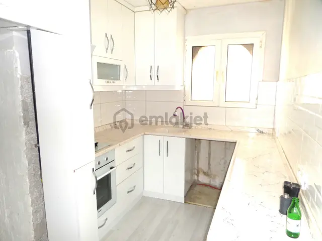 100.yılda,diş Has.civ.,4.kat,3+1,kapalı Mut.doğalgazlı Kiralık D 2