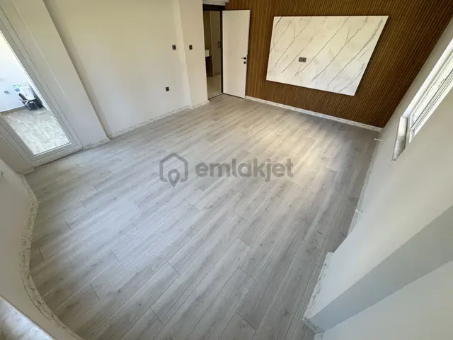 Güç'ten İkizçay'da Yüksek Kredili Ara Kat Ebeveynli Lüx Satılık 3+1 Daire 4