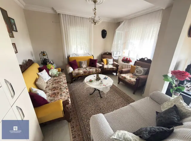 Yeni Foça Donatkent'te Kapanmaz Deniz Manzaralı Müstakil Yazlık 5