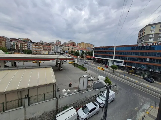Halkalı Merkez Mahallesi Kiralık 1+1 Daire 3