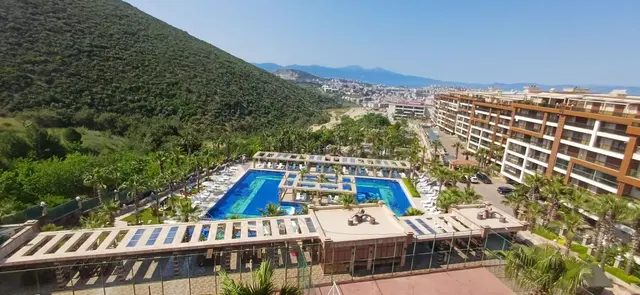 Ege Mahallesi'nde Full Deniz Manzaralı 3+1 Daire 3