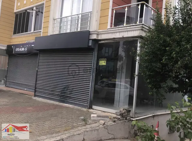 Ekinoba Da 12 Metre Cepheli Köşe Dükkan 3