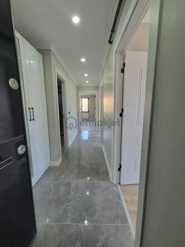 Kavaklı'da Satılık Yeni Binada Sıfır 2+1 Fırsat Daire 2