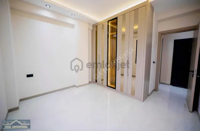 Giyinme Odalı Ultra Lüks Satılık Daire 2