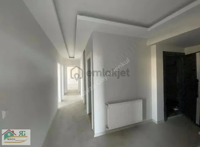 Ravza Yapı Gayrimenkulden 3+1 Doğalgazlı Kiralık Daire 5