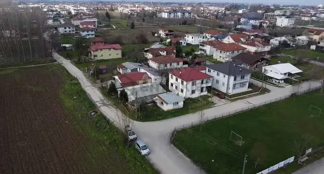 Merkezi Konumda Satılık Fırsat Müstakil Ev 3