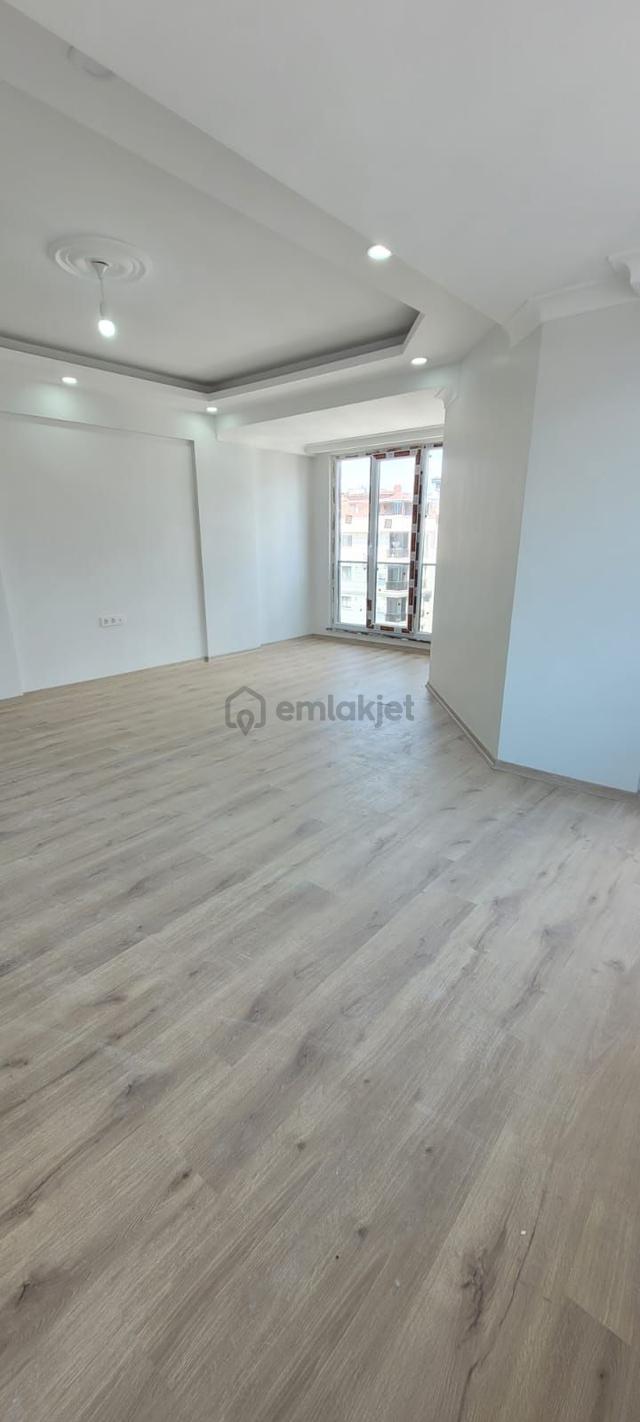 Ş.evler Merkezde Metrobüse 5dk.yeni Binada Sıfır 2+1 80m2 Ultralüx Satılık Fırsat Daire 4