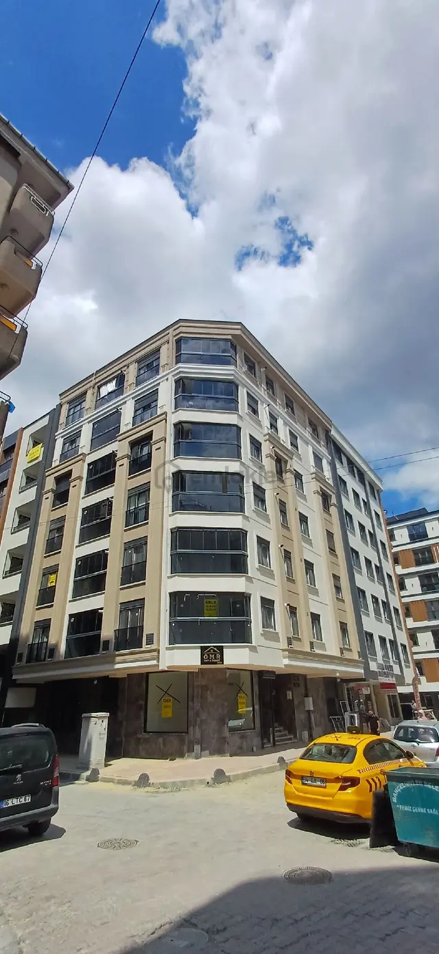 Ş.evler Merkezde Metrobüse 5dk.yeni Binada Sıfır 2+1 80m2 Ultralüx Satılık Fırsat Daire 1