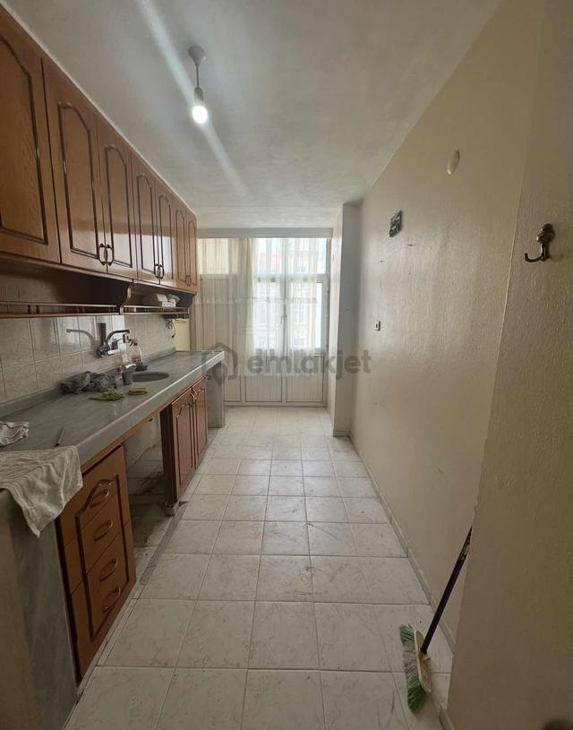 Yeşiloba Sabancı Sitesinde 2+1 Kapalı Mutfak Satılık Daire 4