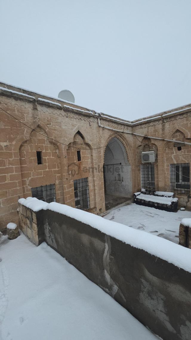 Mardin Kırmızı Kilise Yanında Satılık - 1000yıllık Tarihi Konak 4