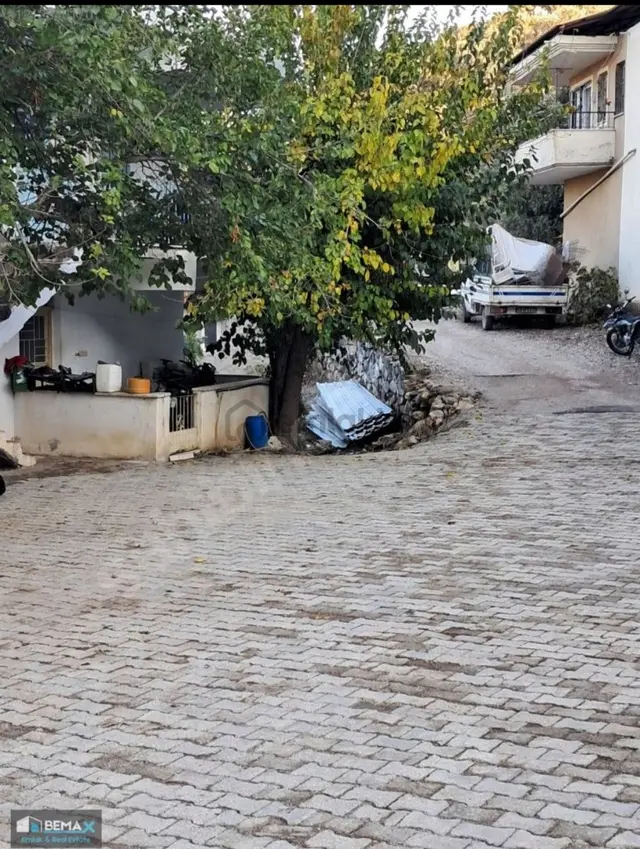 Karaculha Satılık 445m2 Müstakil Arazi İçinde Eskı Taş Yapı Var 3