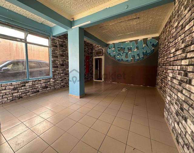 Mertcan Dan Yakacık Meydana Yürüme 40m2 Fırsat Kiralık Dükkan 2