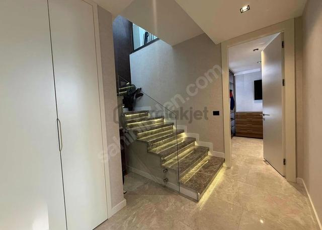 Bodrum'da Müstesnai Deniz Köşe Manzaralı | 6+1 Lüks Villa 5