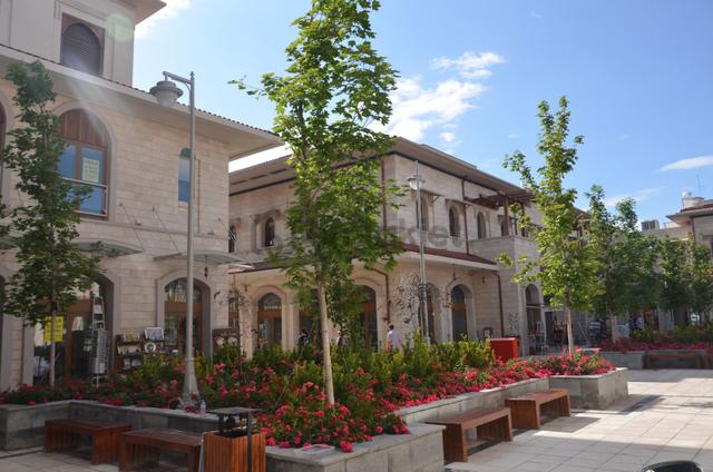 Talha Tozduman'dan Mevlana Türbesi Yanı Çarşı İçi 15m2 Ofis 5