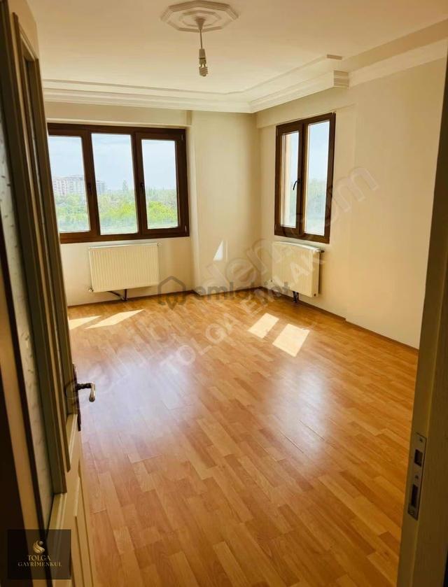 Tolga Gayrimenkulden Bor Yolunda Gökkuşagı Sit.4+1 Kiralık Daire 4