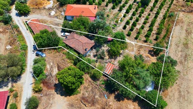 Ula Elmalı Satılık Ev Yapılabilir İmarlı Arsa 3