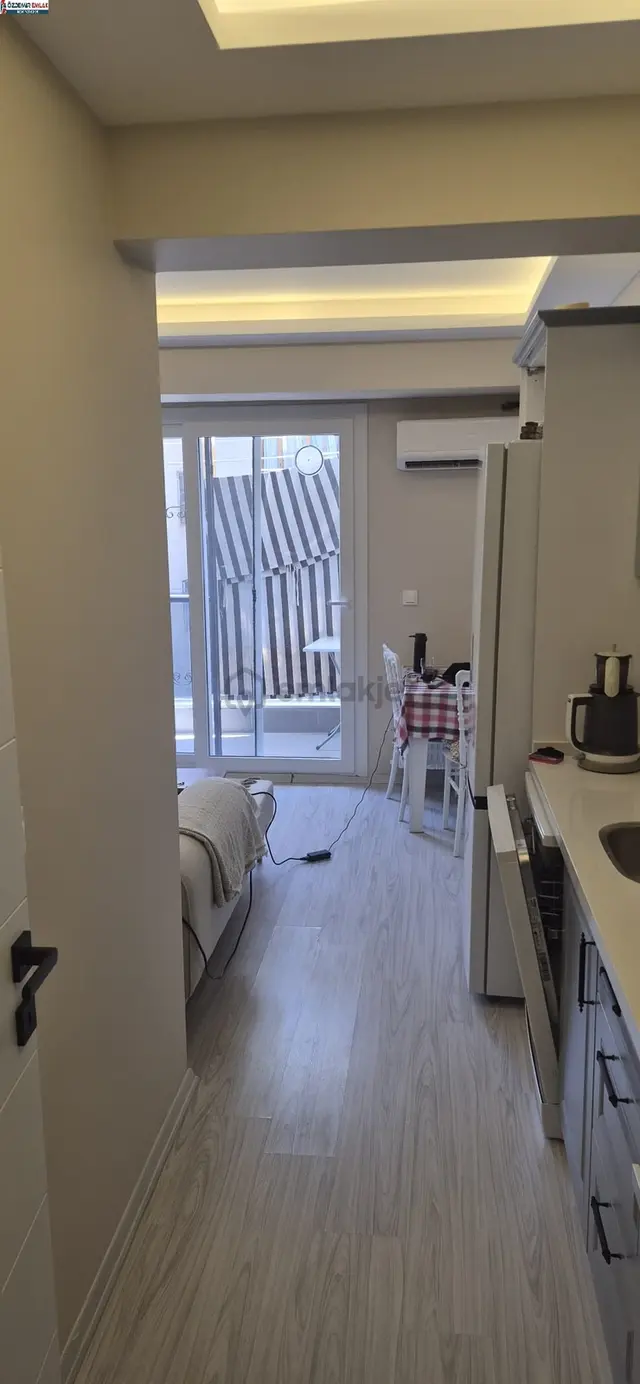 Bahçelievler'de/asansörlü,otoparklı,(eminevim'euygun)1yılkdaire 5