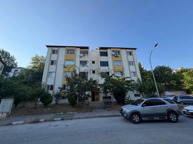 Sakarya Camili'de Kiralık: 3+1, 110 M2, Daire 1