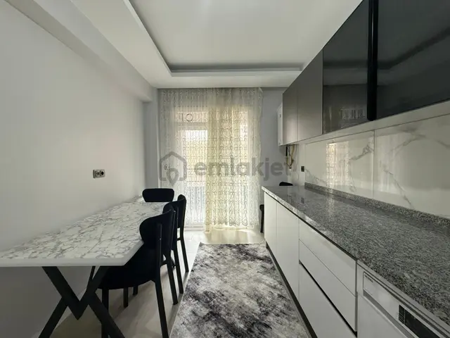 Sahibinden Lüks Eşyalı Balkonlu Bağımsız Mutfaklı Kiralık 1