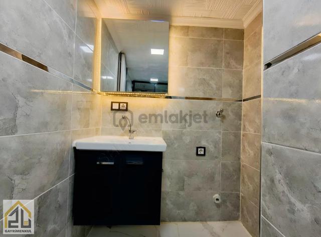 Zu Dan Uluparkın Yakınında Full Tadilatlı 2+1 Bahçeli Daire 5
