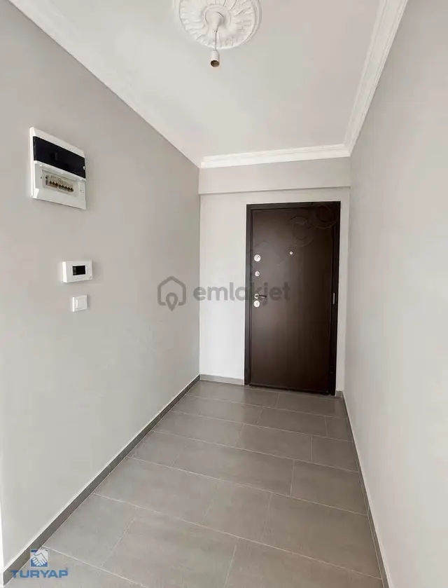 Yazıbaşı Site İçi 140m2 Manzaralı 3+1 Çift Banyo 4