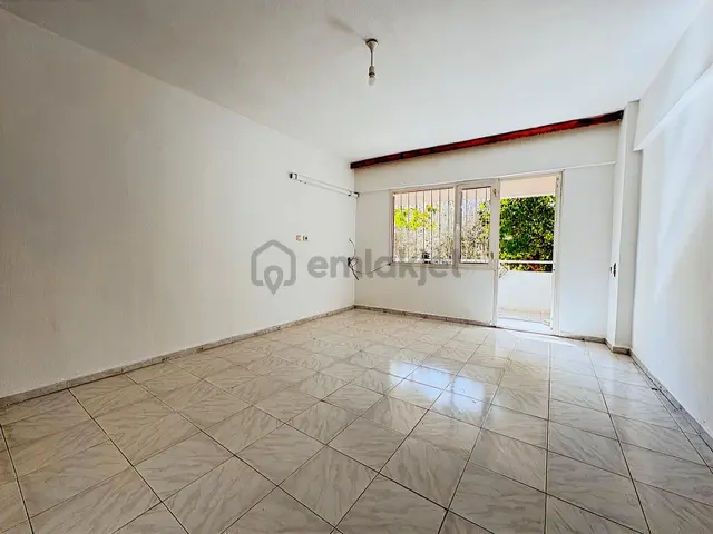 Marmaris Sarıana Mahallesinde Kiralık 2+1 Boş Daire 2