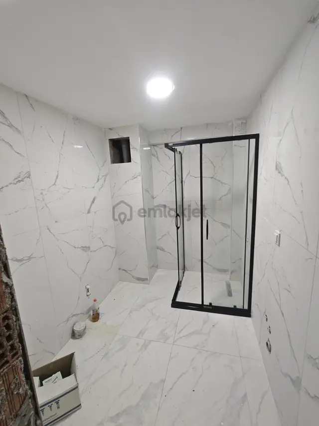 Muratlı Muradiye Mahallesinde 2+1 Satılık Daire 3