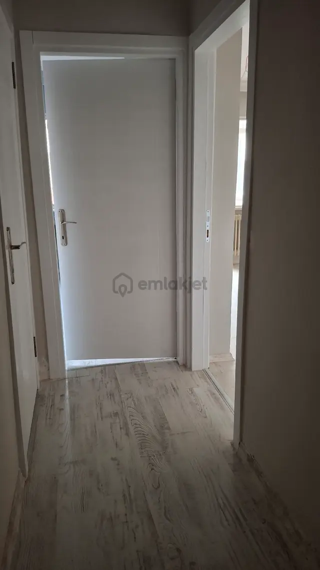 Muhteşem Konumda Ve Sitede Kiralık Daire 3