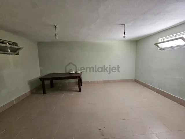 Şimşek'ten Batıkent Uğur Mumcu 3+1+ Depolu Müstakil Tripleks 2