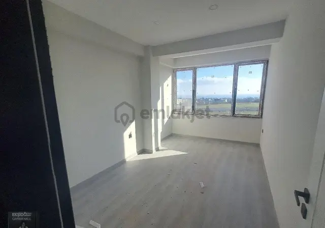 Tekirdağ Süleymanpaşa Büyükşehir Belediyesinin Karşısında 2+0 Satılık Daire Atatürk Mah 1