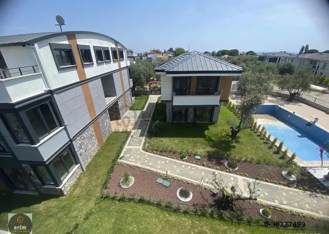 3+1 Havuzlu Sitede En Güzel Deniz Narlıda Çatı Dublexs 3