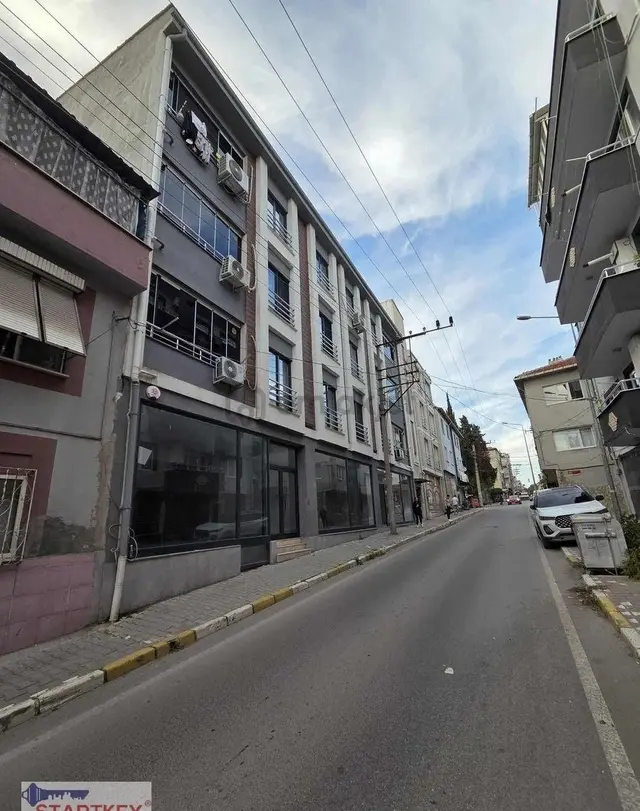 Bağlar Sokağı'nda Merkezi Konumda Satılık İş Yeri 5