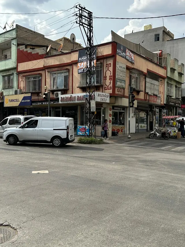 Maaşkuyu Caddesi Köşe Başı Acil Satılık Yüksek Kira Getirisi Daire +dükkan 2