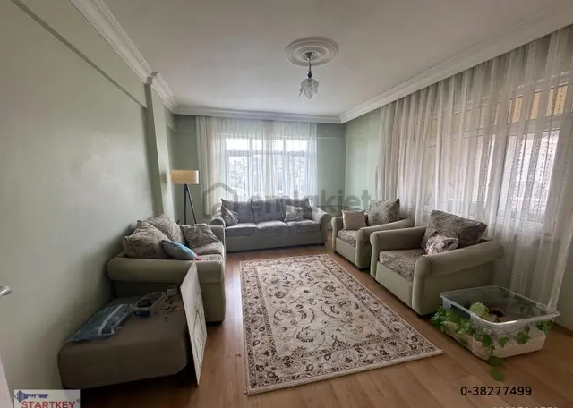 Sütlüce Mahallesinde Nefin Yanında Eşyalı Kiralık 3+1 Daire 3