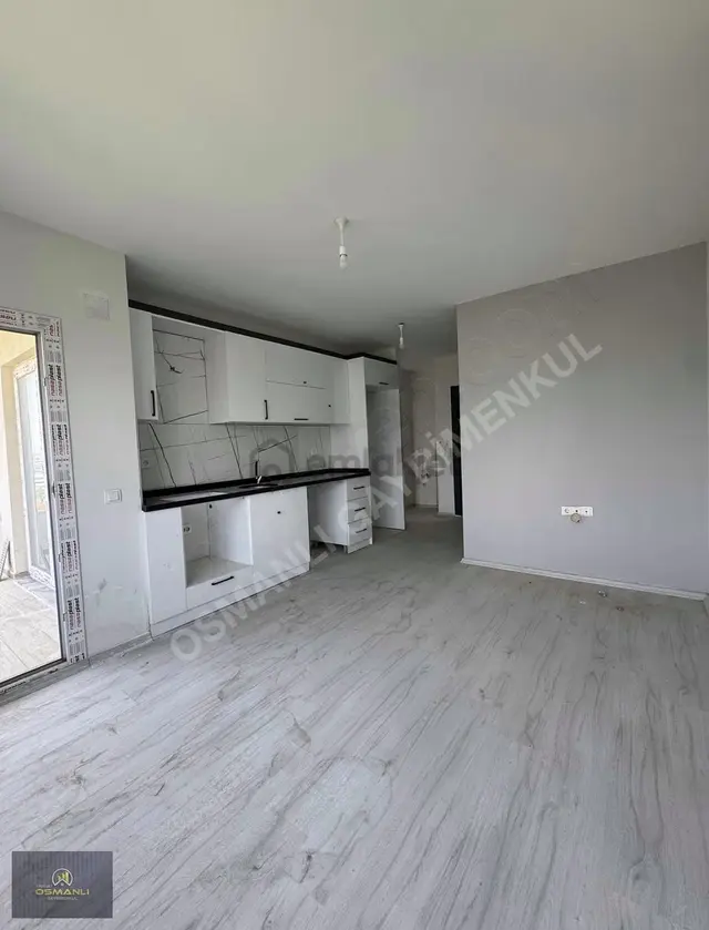 Acil Kısa Süreliğine Erdemli /kocahasanlıda İskanlı Sıfır 1+1 1