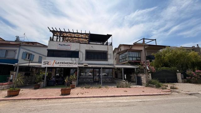 Urla Kalabak'ta Yüksek Kira Getirili Deniz Manzaralı Bina 4