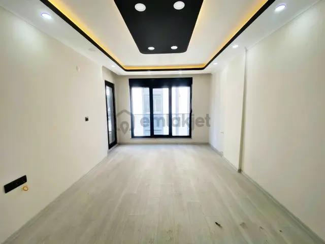 Aktif'ten Akçay'da Satılık Harika Tasarımlı Ebeveyn Banyolu Geniş 2+1 Daire 2
