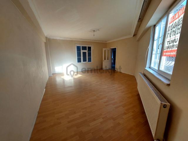 Gaziosmanpaşa Küçükköy Yeni Mah Kiralık Yüksek Bahçekat Kat 1+1 85 M2 5
