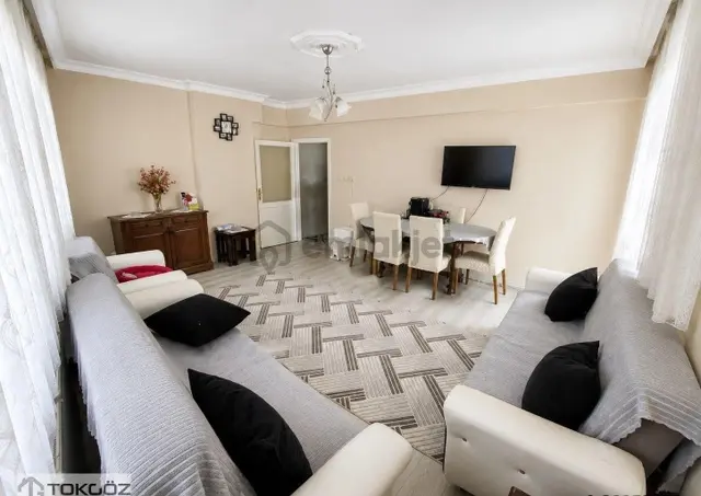 Soğanlı Meydan'da Cadde Üzeri 125 M2 3+1 Satılık Ferah Daire 2
