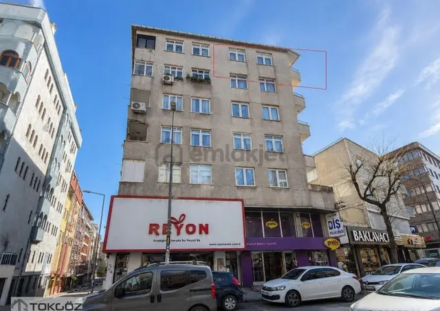 Soğanlı Meydan'da Cadde Üzeri 125 M2 3+1 Satılık Ferah Daire 1